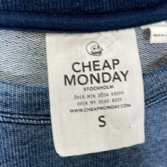 Cheap Monday Cropped Boxie Long Sleeve Sweat Shirt Top - Picture 4 of 7